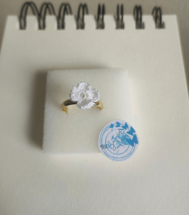 Fleurette Puff 