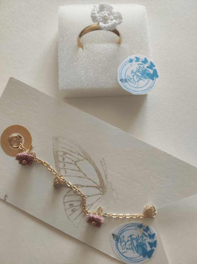 Fleurette Puff 